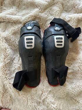 650633 Alpinestars Bionic Kneeguard Set Mens Knee Guard Protection Made In Italy