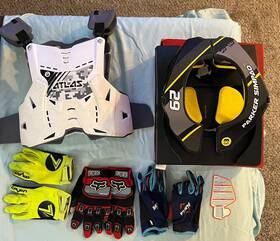 At4-00-000 Atlas Youth Tyke Neck Brace And Defender Digital Arctic Chest Protector Limited Ed
