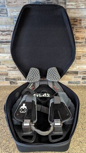 Ac1-001-02847 Atlas Carbon Large Motorcycle Neck Brace Carry Case Support Gear Ac1-001-02847 Atlas Carbon Large Motorcycle Neck Brace Carry Case Support Gear