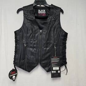 0714-1503-0053 Black Brand Womens Motorcycle Janelle Leather Vest Jacket Medium Closeout 0714-1503-0053 Black Brand Womens Motorcycle Janelle Leather Vest Jacket Medium Closeout
