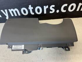 51457151341 Bmw Knee Pad Protect 22k Mile E93 328i 335i Xi M3 Convertible 07-13