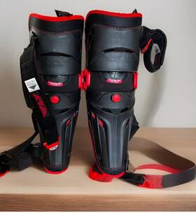28-310 Fly Racing 5 Pivot Knee/shin Guards - Motocross Dirt Bike Mx Atv