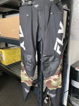 C378-06034-1231 Fly Racing Rayce Bicycle Motorcycle Pant Ca/ny Black/camo Size 34 C378-06034-1231 Fly Racing Rayce Bicycle Motorcycle Pant Ca/ny Black/camo Size 34