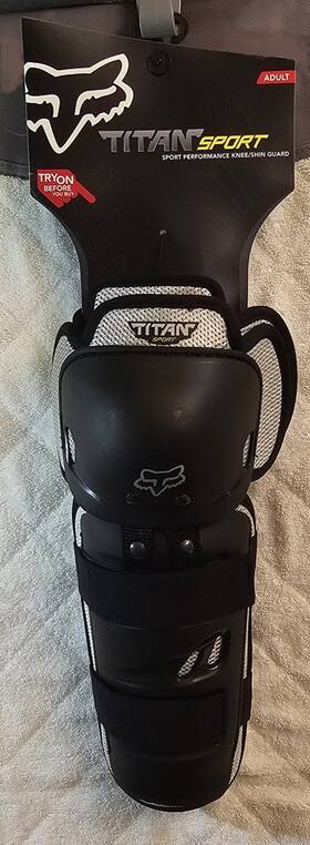 08058-464-042 Fox Racing Titan Sport Race Knee Shin Guards Adult Brand New Black And Silver