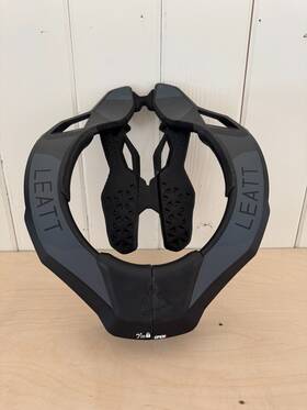 Leatt 009554007859 4.5 Stealth Black Moto Atv Bmx Neck Brace Adult S/m