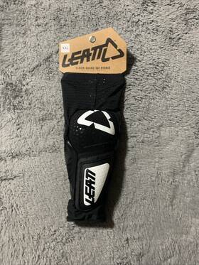 Leatt 009699060351 2021 3df Hybrid Elbow Guards Black And White Men S Xxl 2xl New Leatt 009699060351 2021 3df Hybrid Elbow Guards Black And White Men S Xxl 2xl New