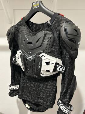 Leatt 009699093854 Mens Adult Body Protector 4.5 Pro L/xl