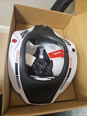 Leatt 009699112340 Neck Brace 5.5 Size Small/medium White Bw1