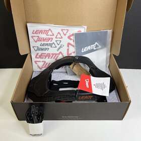 1022111701 Leatt New Neck Brace 6.5 Carbon Men S L/xl Off-road/atv/motocross 1022111701 Leatt New Neck Brace 6.5 Carbon Men S L/xl Off-road/atv/motocross