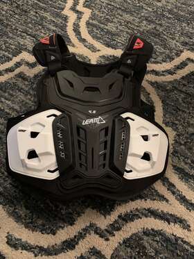 50153001 Leatt 50153001- 4.5 Chest Protector - Motocross Dirt Bike Offroad