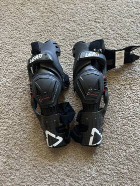 5017010101 Leatt C-frame Carbon Knee Braces Size L/xl Motocross Dirt Bike Offroad Atv