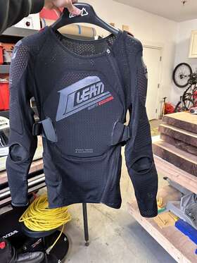 501810121 Leatt 3df Airfit Body Protector - Motocross Dirt Bike Offroad Atv 501810121 Leatt 3df Airfit Body Protector - Motocross Dirt Bike Offroad Atv