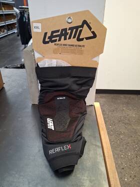 5024060964 Leatt 502406096 Reaflex Ultralite Knee Guards Xxl