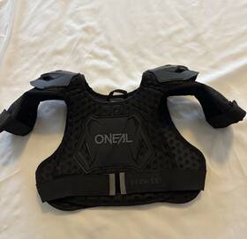 Oneal 0251-3 O Neal Youth Motocross Chest Protector Peewee Size M/l