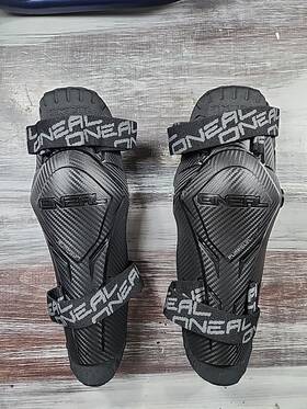 0256-207 Oneal Oftneal Pumpgun Youth Mx Carbon Knee Guards Black Os Moto Off Road 0256-207 Oneal Oftneal Pumpgun Youth Mx Carbon Knee Guards Black Os Moto Off Road