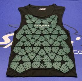 4010001-1-sm Seven 190490021163 Mens Zero Sleeveless Roost Guard Black Sm/m