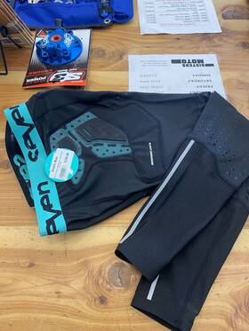 4020001-001-30 Seven Mx Fusion Compression Pants Black Size 30