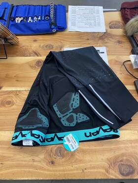 4020001-001-44 Seven Fusion Compression Pants Black Size 44