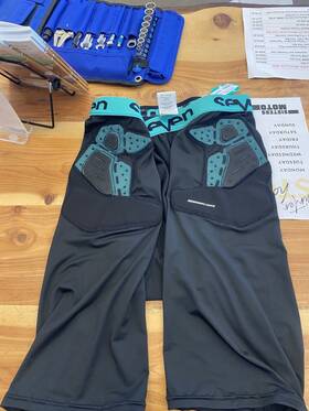 4020002-001-44 Seven Mx Fusion Compression Shorts Size 44