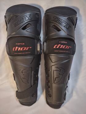 Thor 2704-0119 New In Box Force Knee Guard Impact Resistant Cups L/xl Adult Pair