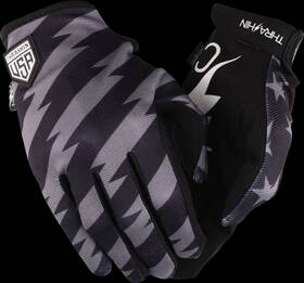 Sv1-13-09 Thrashin Supply Co. Medium Stars And Bolts Stealth Gloves Black/gray Sv1-13-09 Thrashin Supply Co. Medium Stars And Bolts Stealth Gloves Black/gray