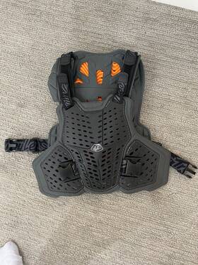 582003001 Troy Lee Designs Tld Rockfight Mx Chest Protector Black Size Xs/sm