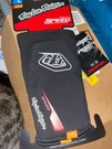 New Troy Speed Padded Knee Sleeve Brace Black Large With Tags. Fixed Price $30.00.