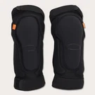 FOS901490-02E Mens Oakley Drop In D3O Knee Guard Pad. Fixed Price $59.99.