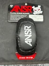 Answer Pee-wee Youth Elbow Guards Age 4-7 Small/medium S/m. Fixed Price $14.99.