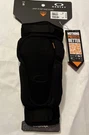 Oakley Drop In D30 Knee Guard. Fixed Price $79.95.