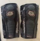 Troy Lee Designs KGL5450 Knee/shin Guards Medium. Fixed Price $35.85.