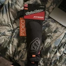Troy Lee Designs Stage Pro Elbow Guards Black Xs/sm 578003001. Fixed Price $34.99.