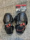 Nos Evs Elbow Glider Lt Pair Large, Pads, Bmx, Moto, Stunt, 338-20072*. Fixed Price $15.00.